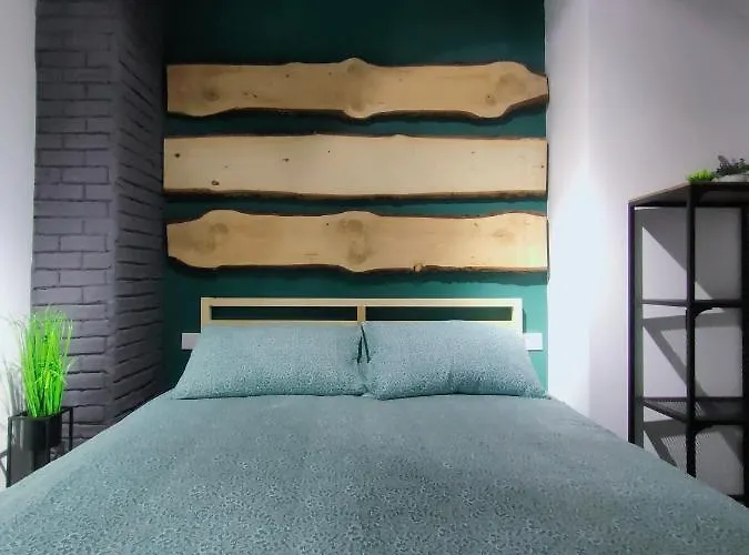 LoL apartment